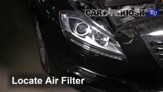 2013 Lancia Delta Oro 1.9L 4 Cyl. Turbo Diesel Filtre à air (moteur) Changement